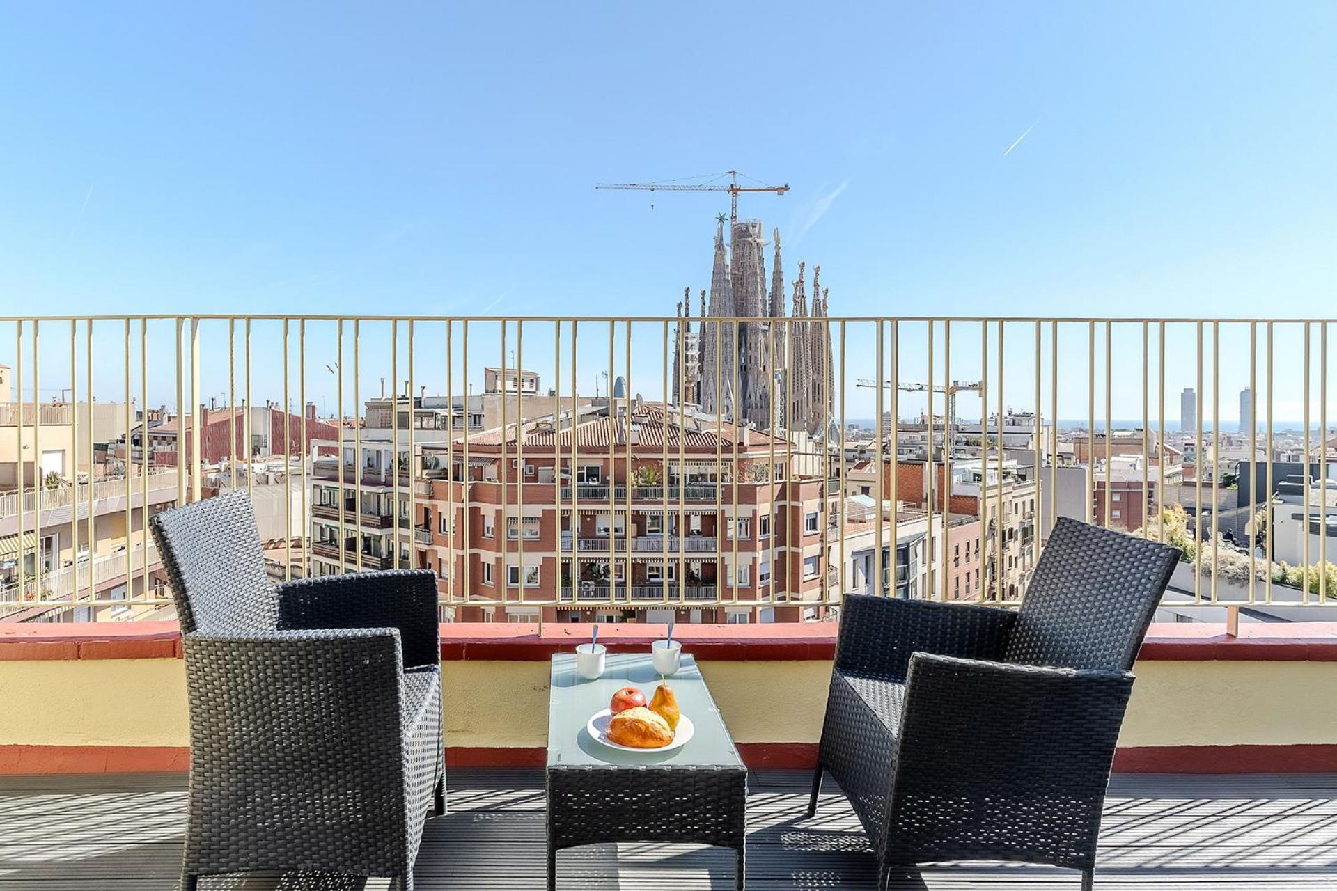 Ab Sagrada Familia Comfort Barcelona Exterior foto
